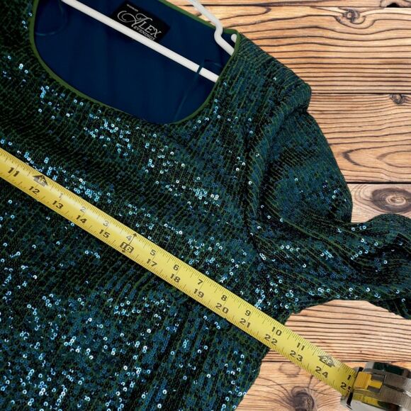 Alex Evenings Shimmering Allover Sequin Top - Picture 6 of 9